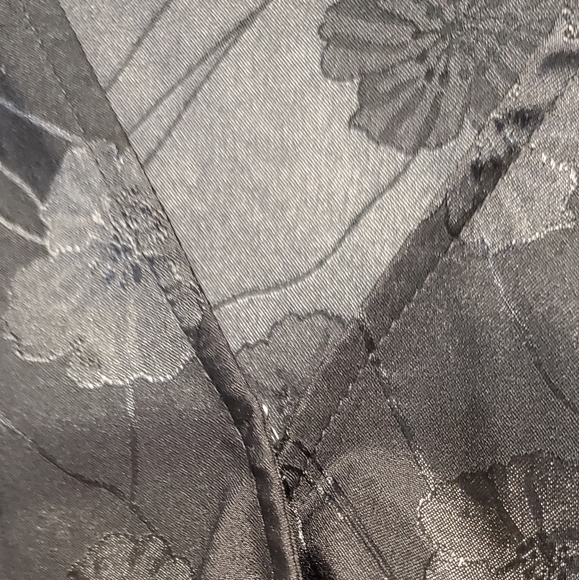  A NEW DAY | Black Floral Faux Wrap Blouse Sz. Large - Picture 6 of 9